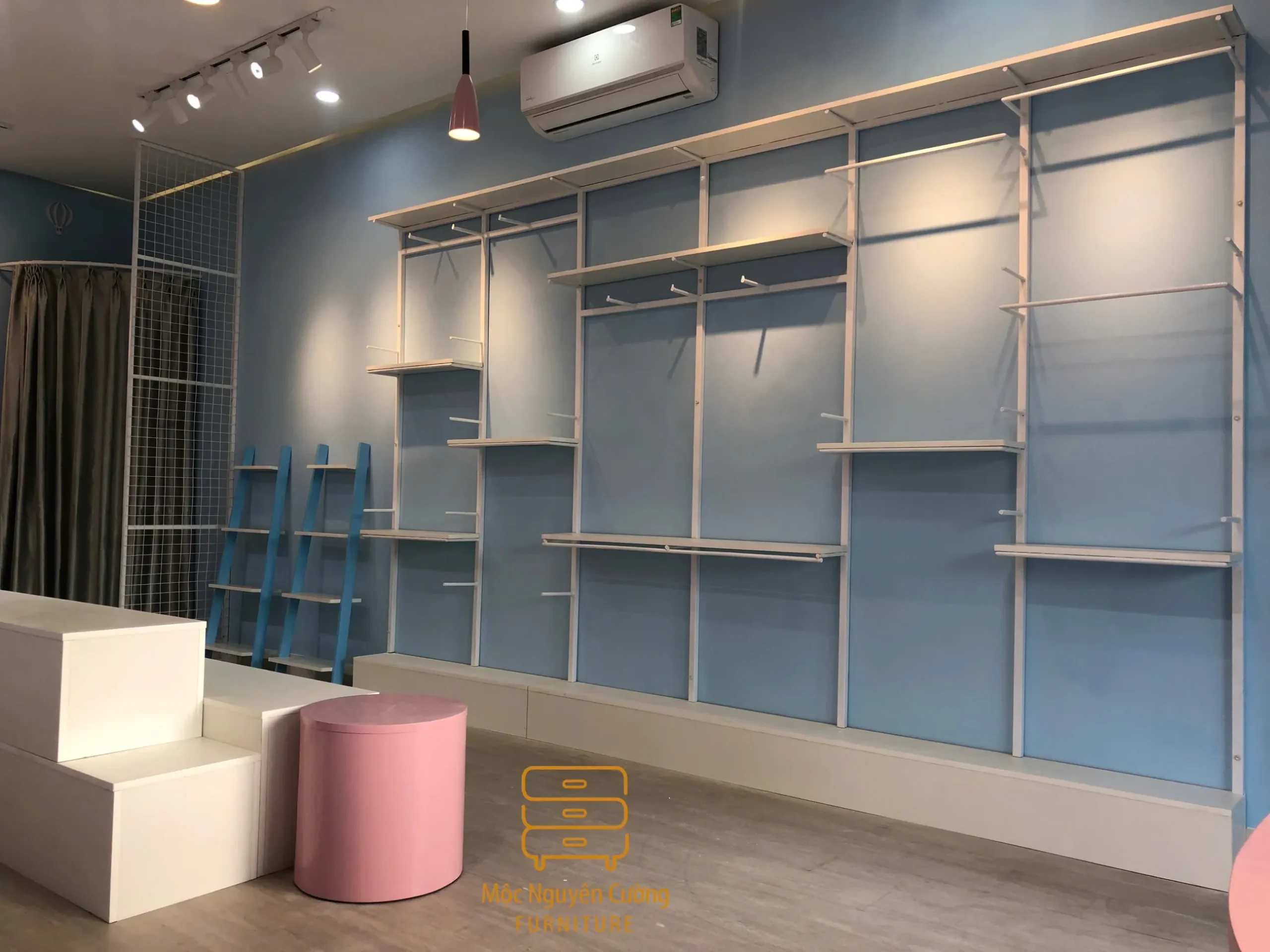 Dự án thi công nội thất shop mẹ và bé trọn gói Đà Nẵng